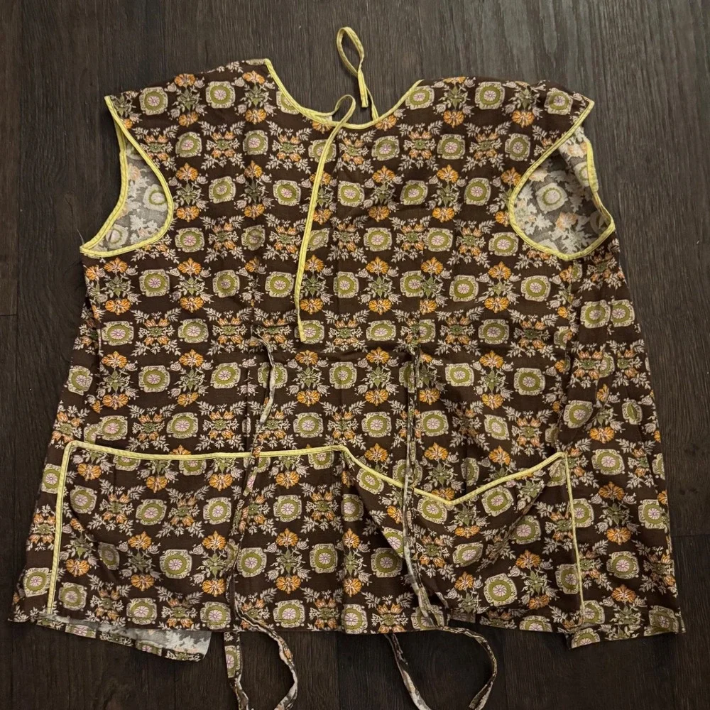 Vintage 2 Apron Set Smock Bib Floral Striped Brown Yellow Retro Mid Century